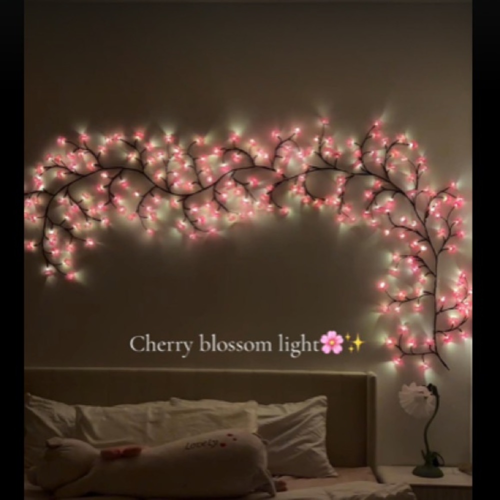 Pink Floral LED Light Set with Remote - Picture 16 of 16